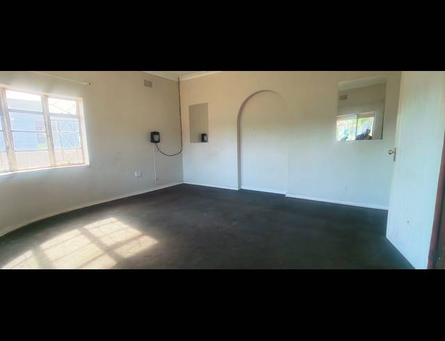 3 BEDROOM FREEHOLD FOR SALE IN LEWISHAM